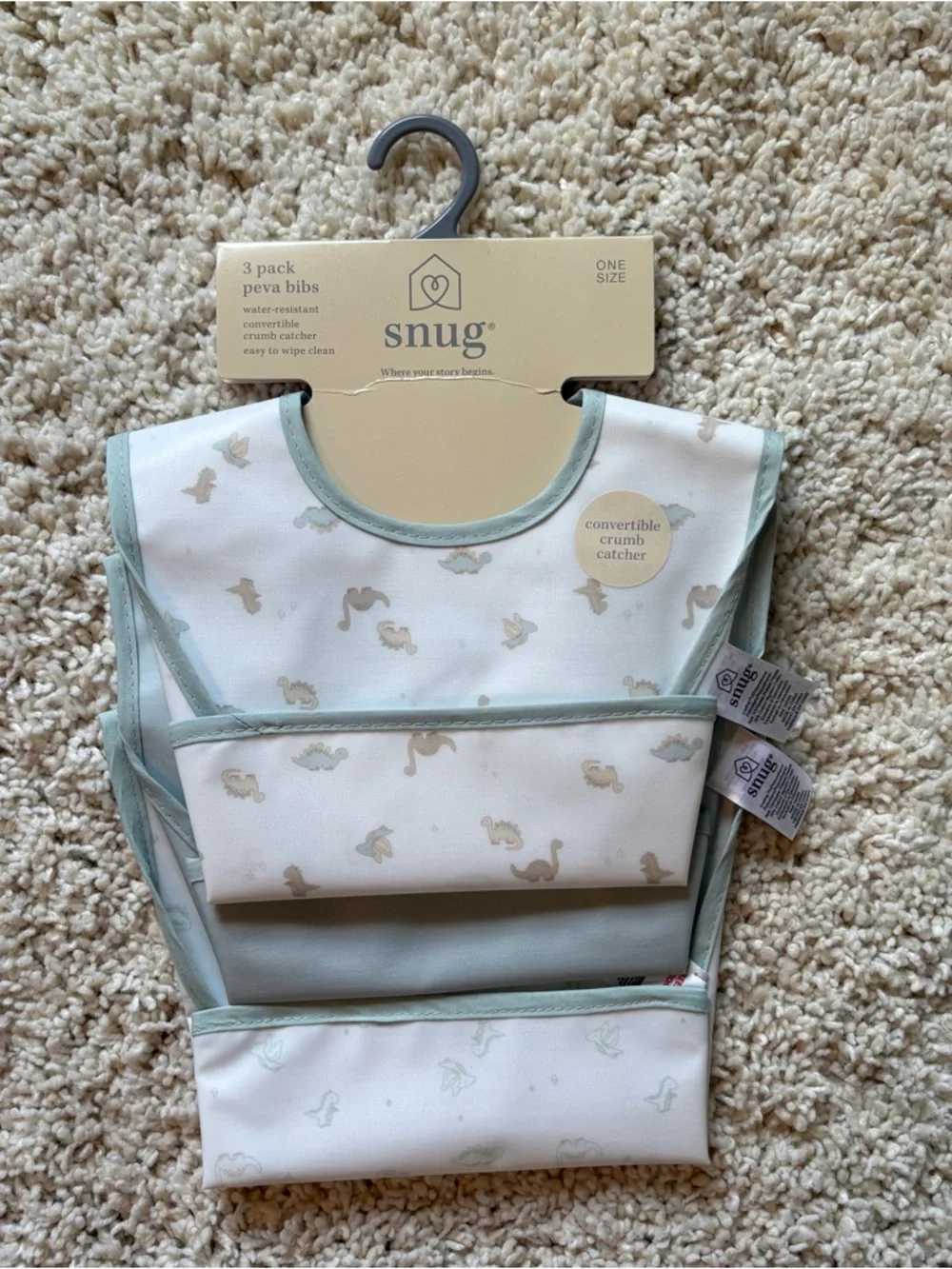 Snug NWT 3-Pack Dinosaur PEVA Waterproof Baby Bibs Crumb Catcher